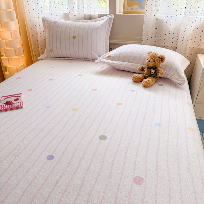 91家纺网 家纺一手货源 找家纺 丽美人 2025新款高克重印花牛奶绒无印风床单款（A类母婴级面料） 波点粉条