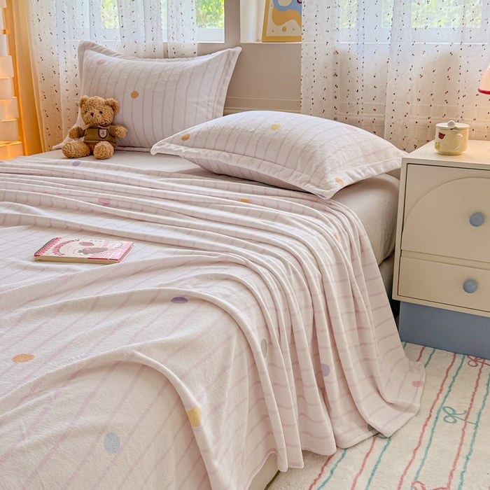 91家纺网 家纺一手货源 找家纺 丽美人 2025新款高克重印花牛奶绒无印风床单款（A类母婴级面料） 波点粉条