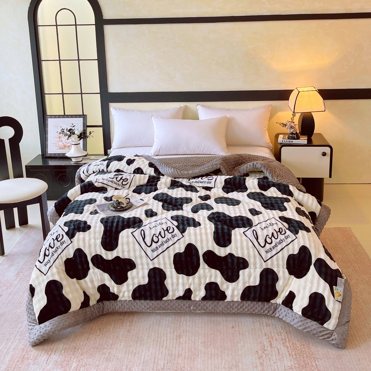 91家纺网 家纺一手货源 找家纺 云家 2025直播热款兔兔绒豆豆被三层夹棉加厚毛毯毯子牛奶绒冬被泡泡兔毛绒保暖被子被芯 牛牛