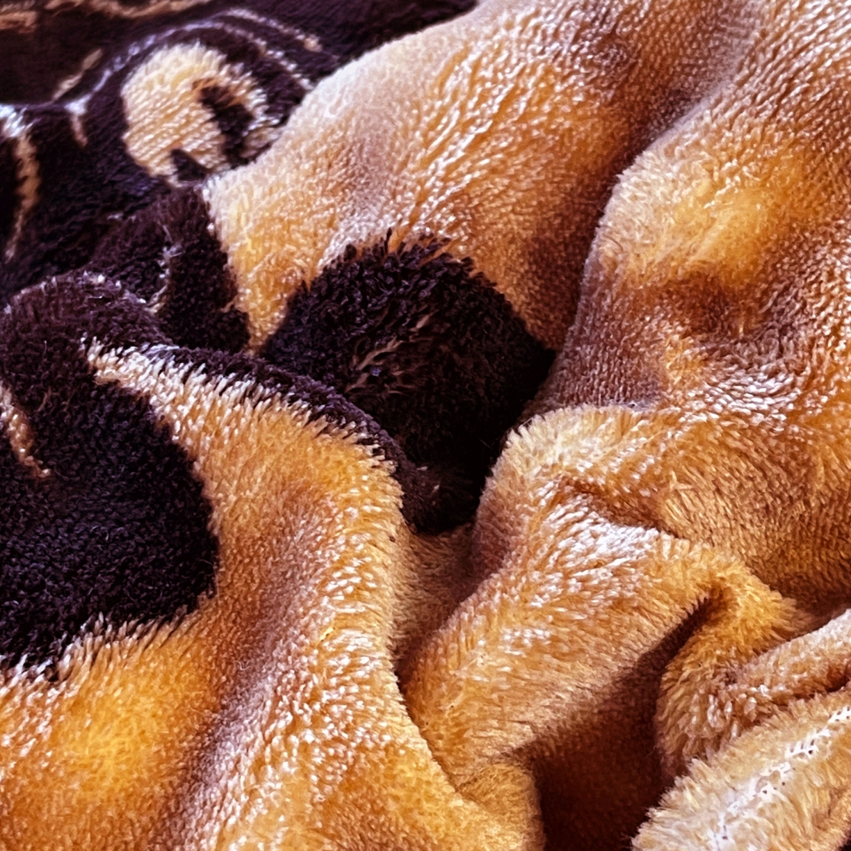 91家纺网 家纺一手货源 找家纺 云家 2025直播热款兔兔绒豆豆被三层夹棉加厚毛毯毯子牛奶绒冬被泡泡兔毛绒保暖被子被芯 盛放