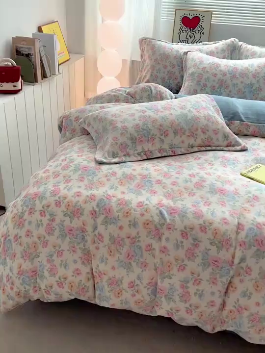 91家纺网 家纺一手货源 找家纺 简一 2025新款小清新牛奶绒印花四件套-花卉系列 夏日花开