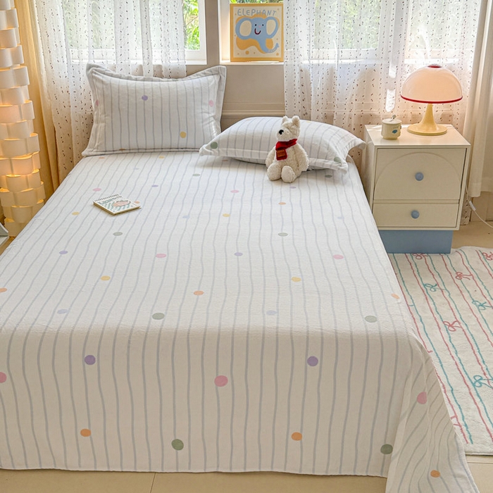 91家纺网 家纺一手货源 找家纺 丽美人 2025新款高克重印花牛奶绒无印风床单款（A类母婴级面料） 波点蓝条