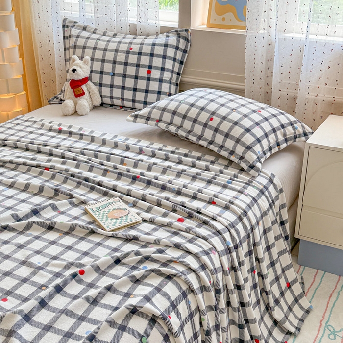 91家纺网 家纺一手货源 找家纺 丽美人 2025新款高克重印花牛奶绒无印风床单款（A类母婴级面料） 黑白格调