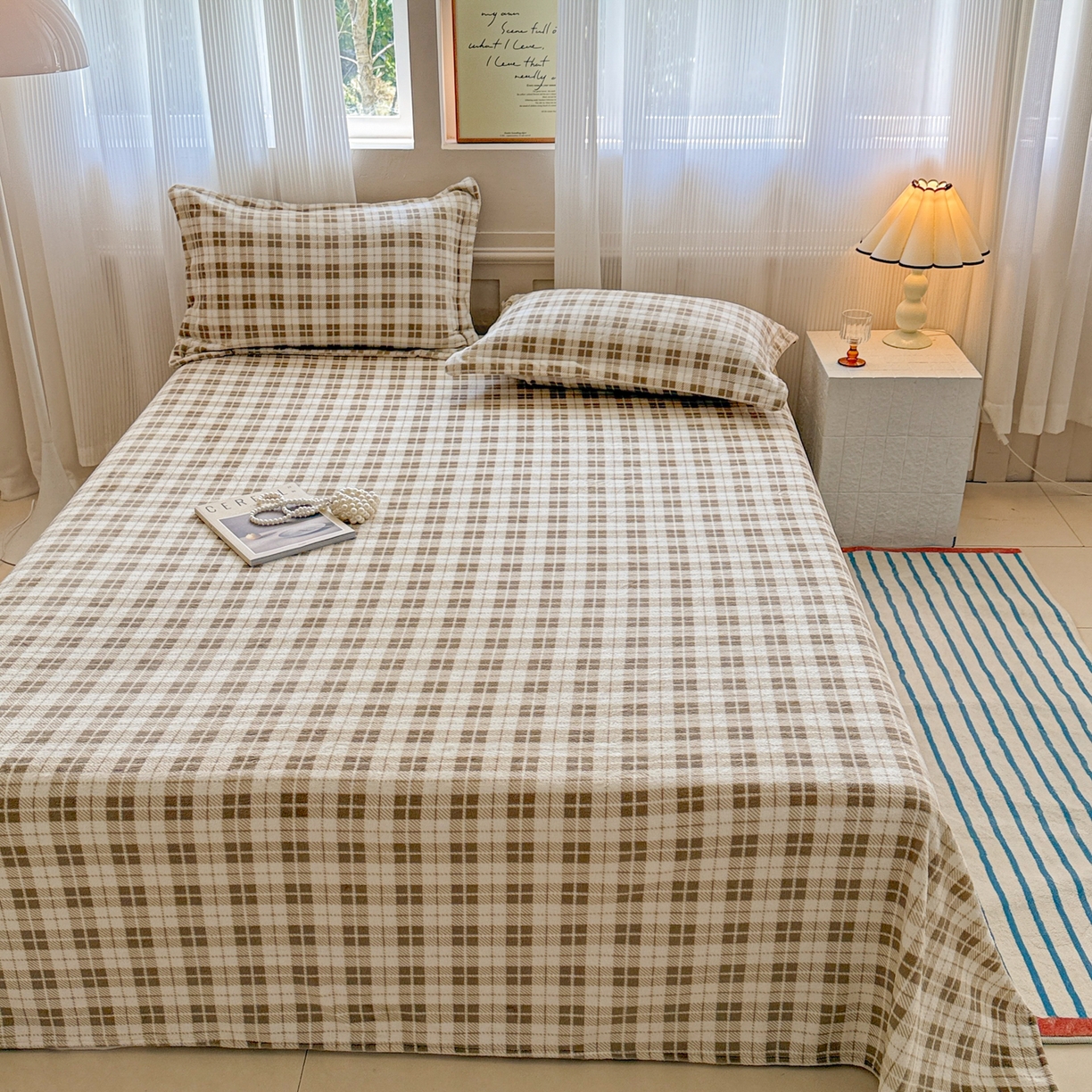 91家纺网 家纺一手货源 找家纺 丽美人 2025新款高克重印花牛奶绒无印风床单款（A类母婴级面料） 简约咖格