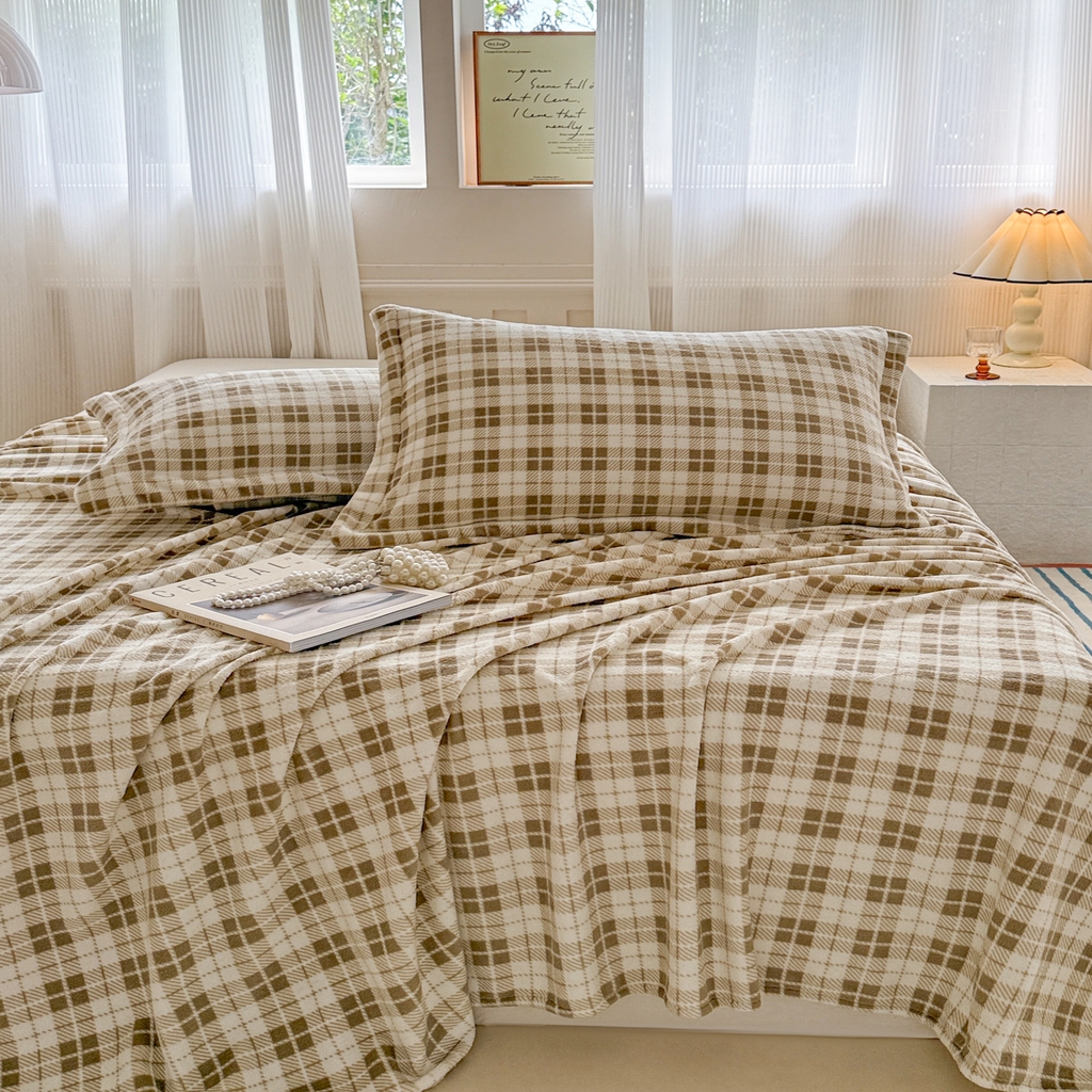 91家纺网 家纺一手货源 找家纺 丽美人 2025新款高克重印花牛奶绒无印风床单款（A类母婴级面料） 简约咖格