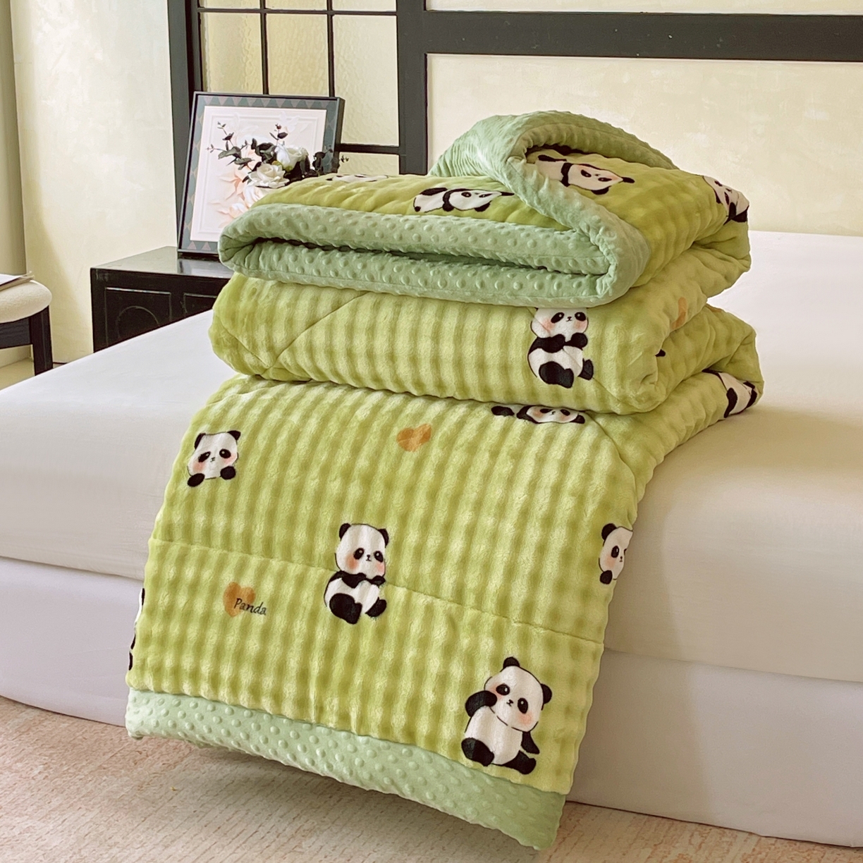 91家纺网 家纺一手货源 找家纺 云家 2025直播热款兔兔绒豆豆被三层夹棉加厚毛毯毯子牛奶绒冬被泡泡兔毛绒保暖被子被芯 熊猫宝贝