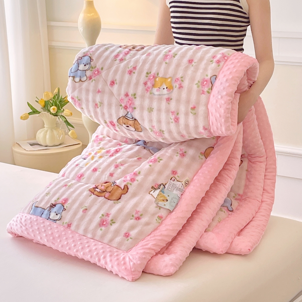 91家纺网 家纺一手货源 找家纺 云家 2025直播热款兔兔绒豆豆被三层夹棉加厚毛毯毯子牛奶绒冬被泡泡兔毛绒保暖被子被芯 萌宠派对