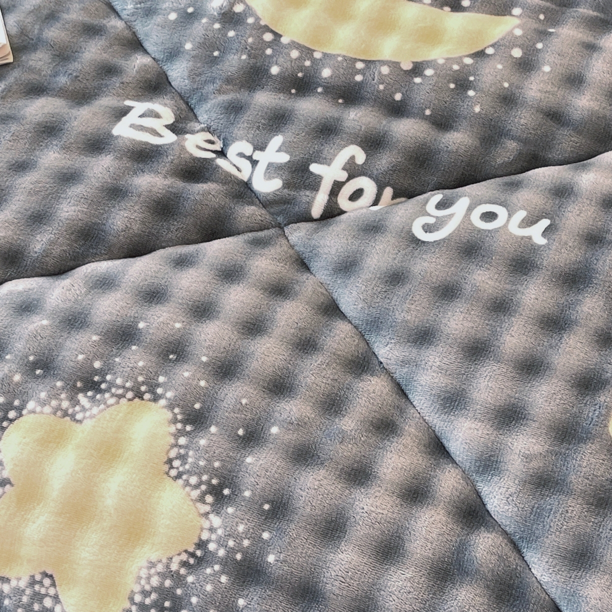 91家纺网 家纺一手货源 找家纺 云家 2025直播热款兔兔绒豆豆被三层夹棉加厚毛毯毯子牛奶绒冬被泡泡兔毛绒保暖被子被芯 星月