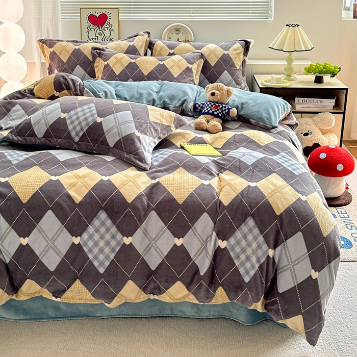 91家纺网 家纺一手货源 找家纺 简一 2025新款小清新牛奶绒印花四件套-花卉系列 英俊风情