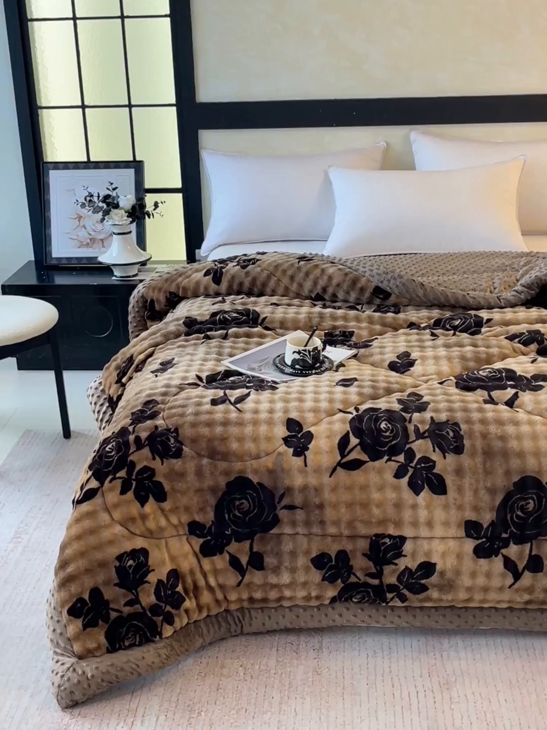 91家纺网 家纺一手货源 找家纺 云家 2025直播热款兔兔绒豆豆被三层夹棉加厚毛毯毯子牛奶绒冬被泡泡兔毛绒保暖被子被芯 盛放