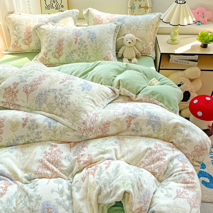 91家纺网 家纺一手货源 找家纺 简一 2025新款小清新牛奶绒印花四件套-花卉系列 幽兰花谷