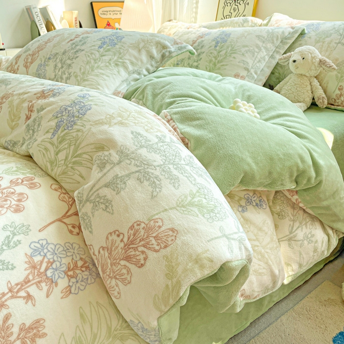 91家纺网 家纺一手货源 找家纺 简一 2025新款小清新牛奶绒印花四件套-花卉系列 幽兰花谷