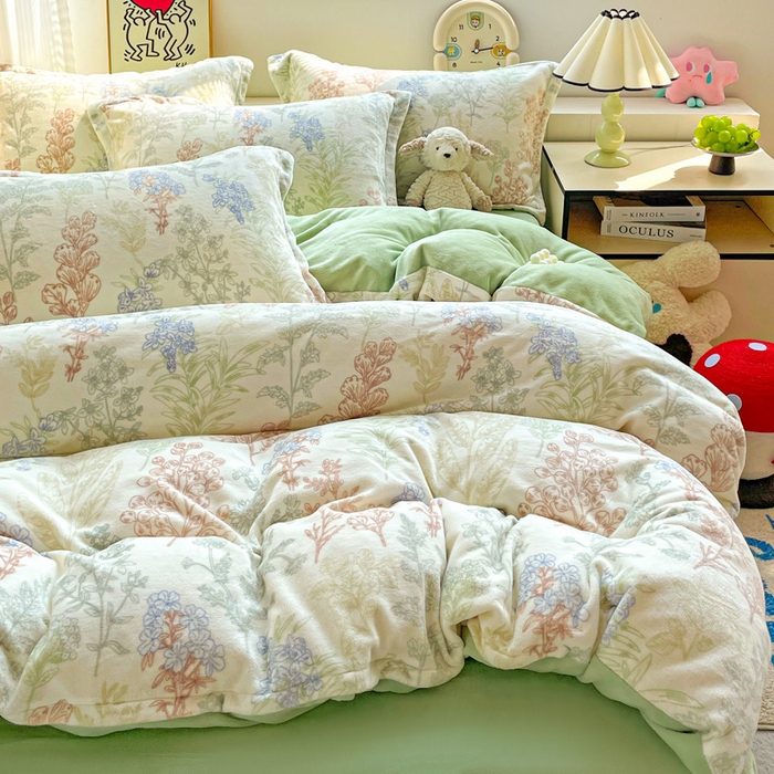 91家纺网 家纺一手货源 找家纺 简一 2025新款小清新牛奶绒印花四件套-花卉系列 幽兰花谷