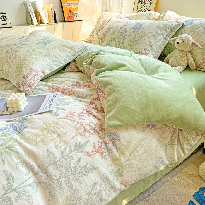 91家纺网 家纺一手货源 找家纺 简一 2025新款小清新牛奶绒印花四件套-花卉系列 幽兰花谷