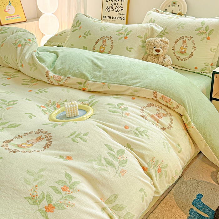 91家纺网 家纺一手货源 找家纺 简一 2025新款小清新牛奶绒印花四件套-卡通系列 叶畔兔语