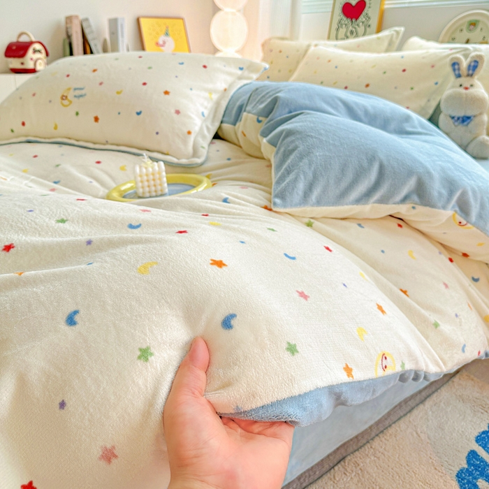 91家纺网 家纺一手货源 找家纺 （总）简一 2025新款小清新牛奶绒印花四件套-花卉系列