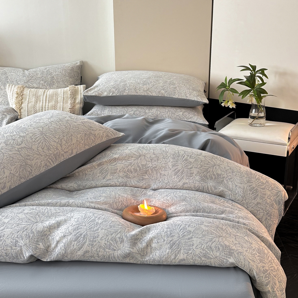 91家纺网 家纺一手货源 找家纺 小叮当家纺仓储工厂店 2025新款提供买家秀爆款花型不断货全棉纯棉A类三层纱加厚磨毛大提花四件套 摩登森林-兰