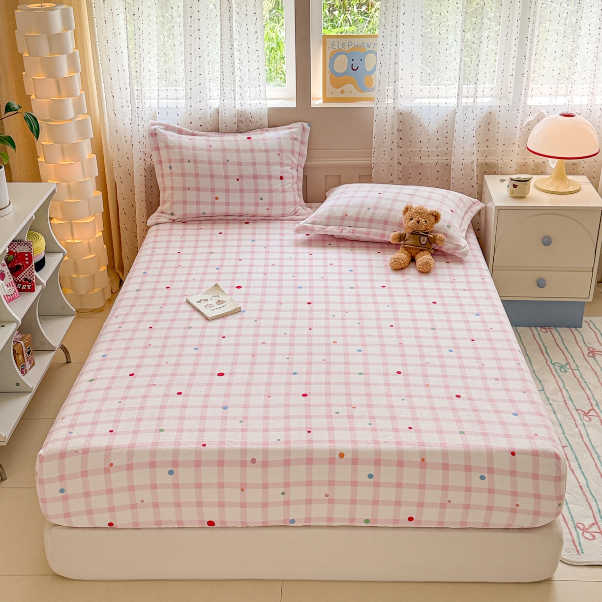 91家纺网 家纺一手货源 找家纺 丽美人 2025新款高克重印花牛奶绒无印风床笠款（A类母婴级面料） 波点粉格