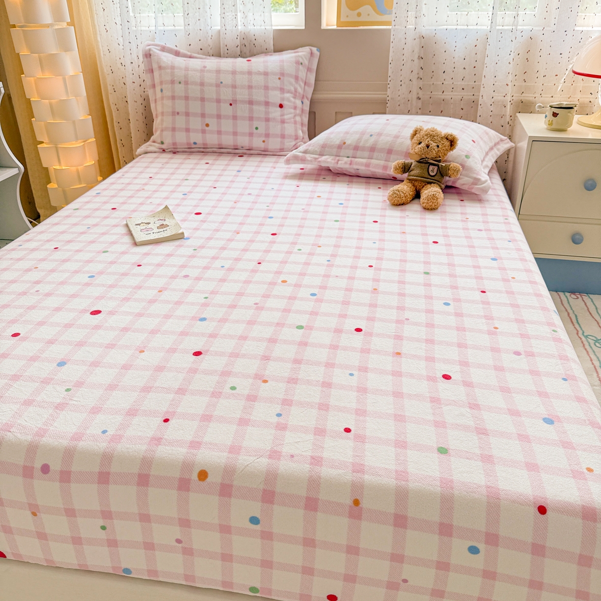 91家纺网 家纺一手货源 找家纺 丽美人 2025新款高克重印花牛奶绒无印风床笠款（A类母婴级面料） 波点粉格