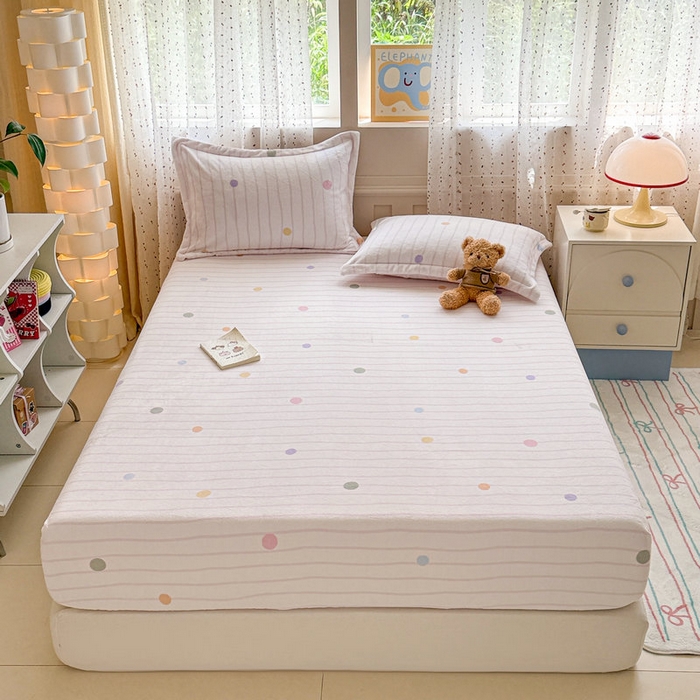 91家纺网 家纺一手货源 找家纺 丽美人 2025新款高克重印花牛奶绒无印风床笠款（A类母婴级面料） 波点粉条