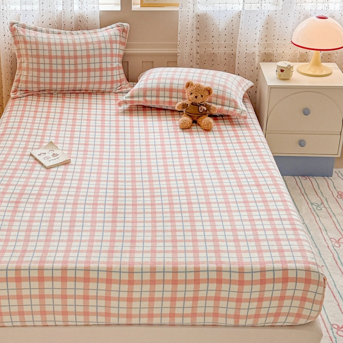 91家纺网 家纺一手货源 找家纺 丽美人 2025新款高克重印花牛奶绒无印风床笠款（A类母婴级面料） 蓝粉大格