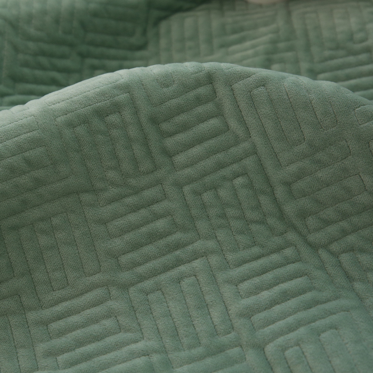 91家纺网 家纺一手货源 找家纺 期遇家居 2025新款夹棉绗缝绒枕套秋冬纯色宝宝绒枕套 豆绿