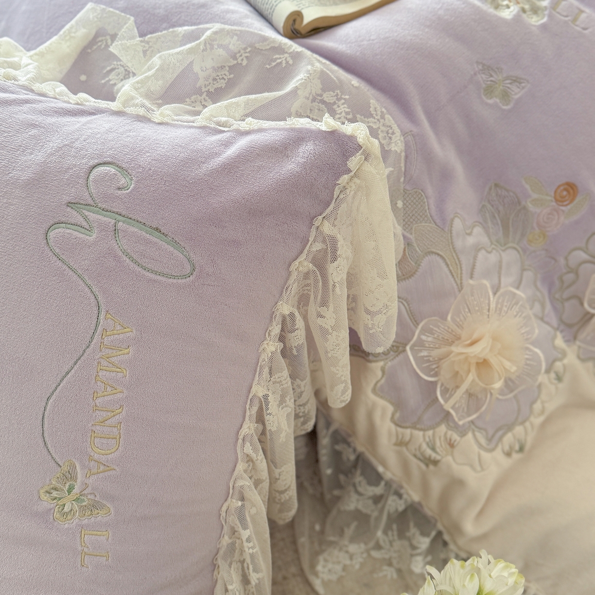 91家纺网 家纺一手货源 找家纺 可以家居 2025新款高克重全消光超细旦奶芙云绒四件套-玛利亚系列-莱卡芙 优雅紫