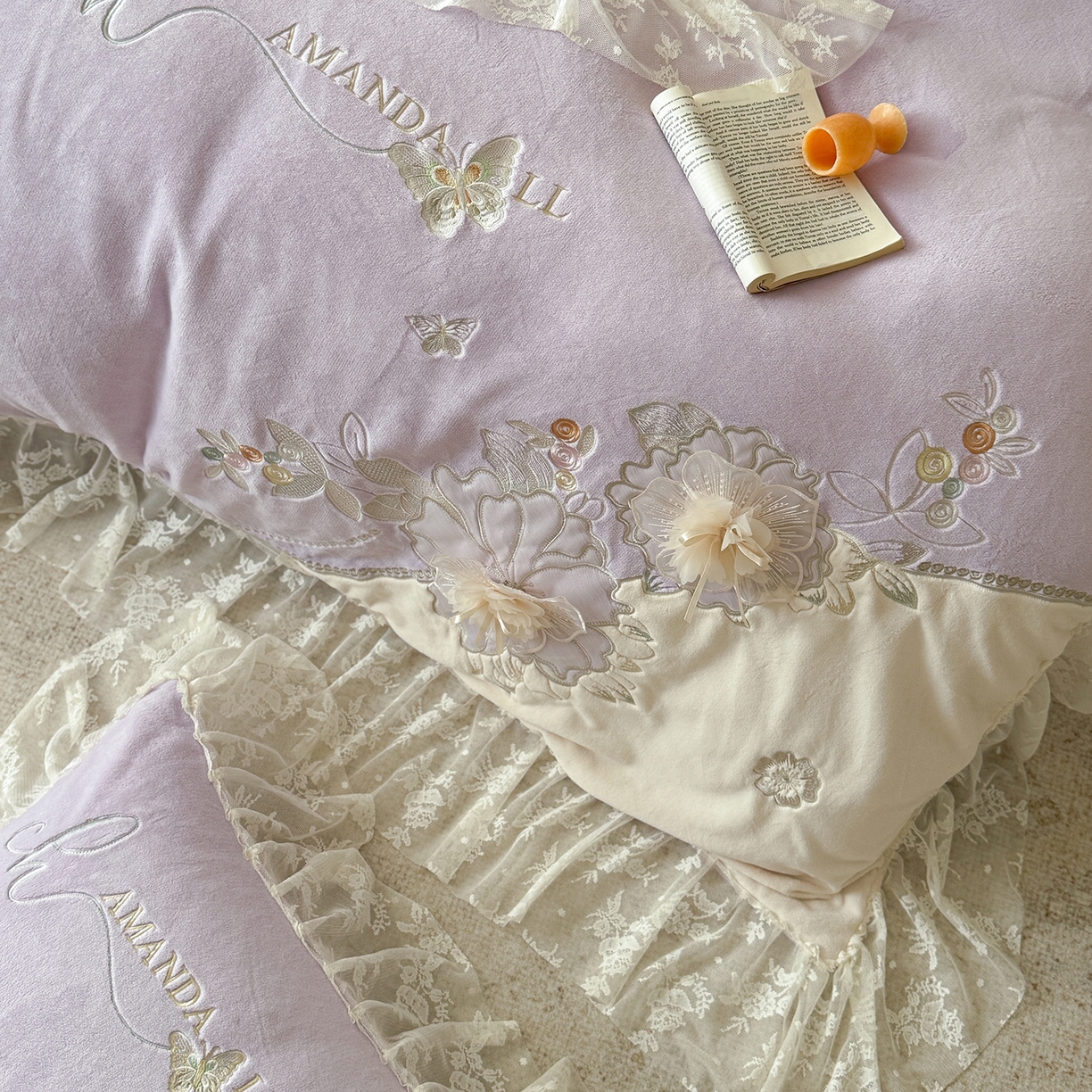 91家纺网 家纺一手货源 找家纺 可以家居 2025新款高克重全消光超细旦奶芙云绒四件套-玛利亚系列-莱卡芙 优雅紫