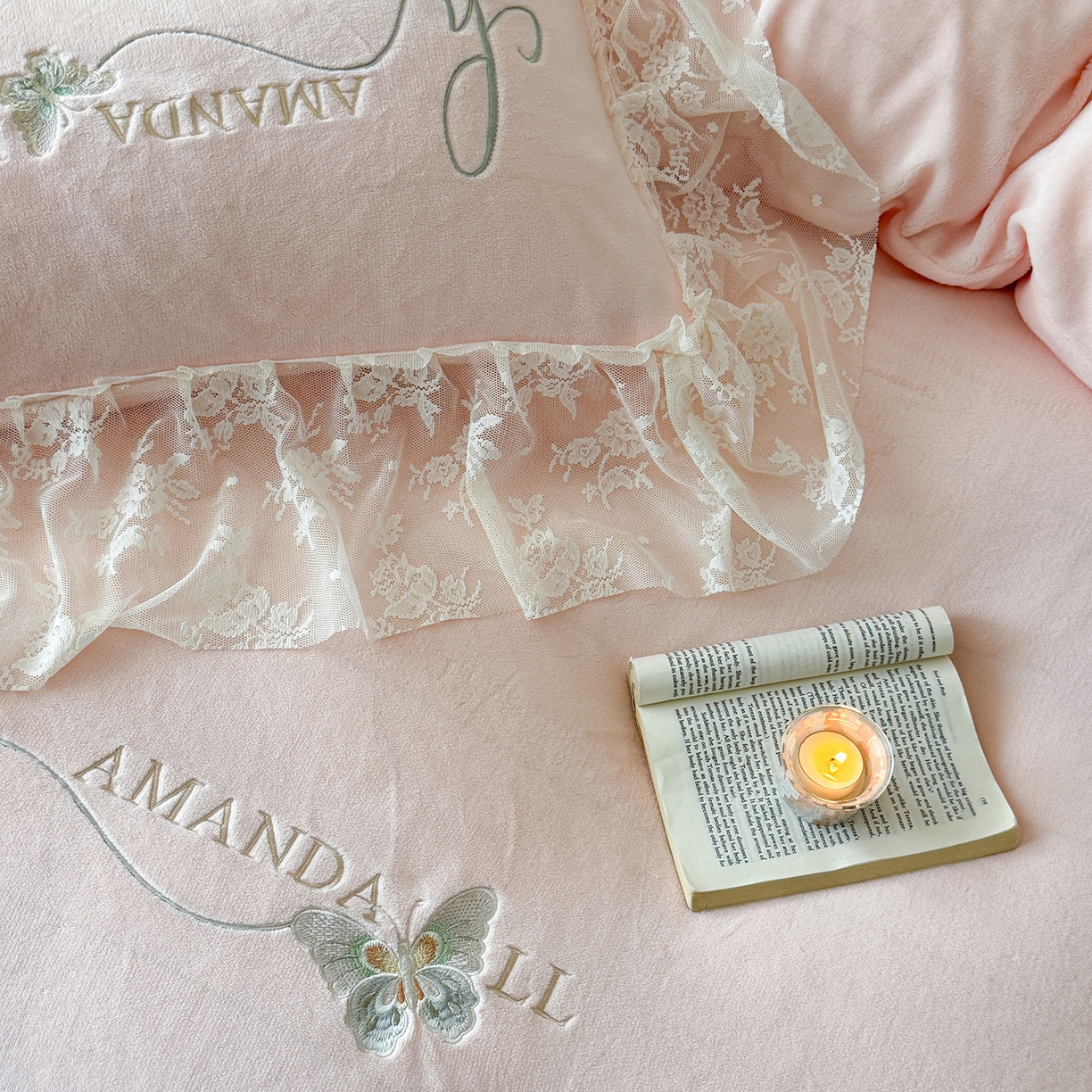 91家纺网 家纺一手货源 找家纺 （总）可以家居 2025新款高克重全消光超细旦奶芙云绒四件套-玛利亚系列-莱卡芙