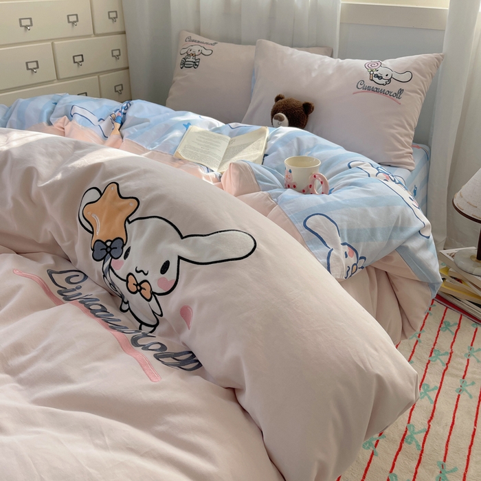 91家纺网 家纺一手货源 找家纺 小叮当家纺仓储工厂店 2025新款提供买家秀爆款花型不断货三丽鸥绣花全棉纯棉磨毛卡通四件套 星愿玉桂狗-粉