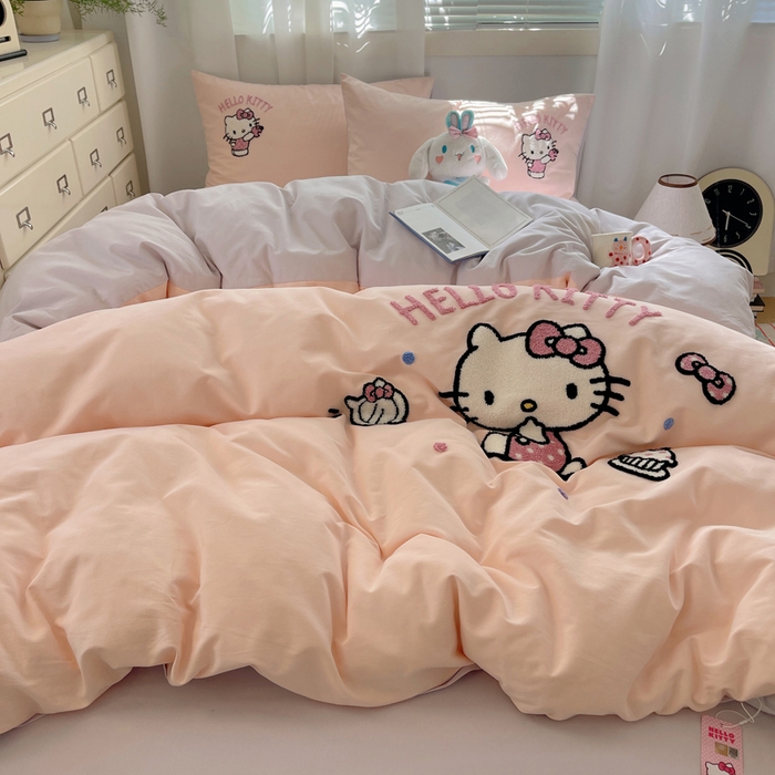 91家纺网 家纺一手货源 找家纺 小叮当家纺仓储工厂店 2025新款提供买家秀爆款花型不断货三丽鸥绣花全棉纯棉磨毛卡通四件套 甜心kitty