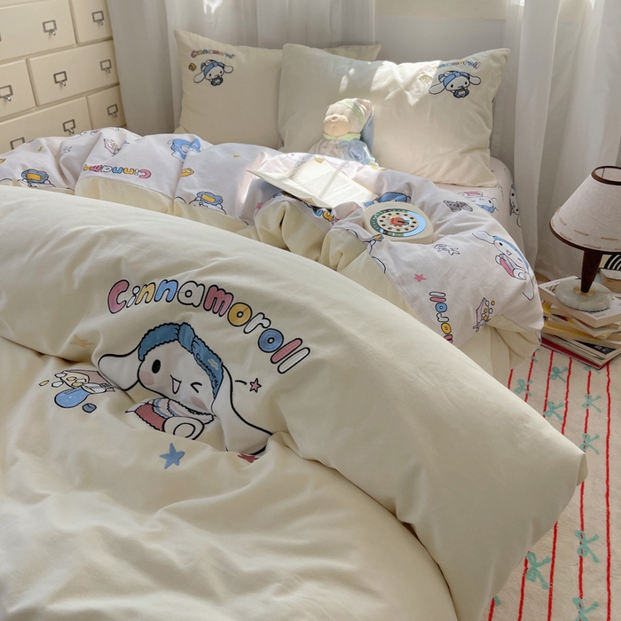 91家纺网 家纺一手货源 找家纺 小叮当家纺仓储工厂店 2025新款提供买家秀爆款花型不断货三丽鸥绣花全棉纯棉磨毛卡通四件套 撒娇玉桂狗-米