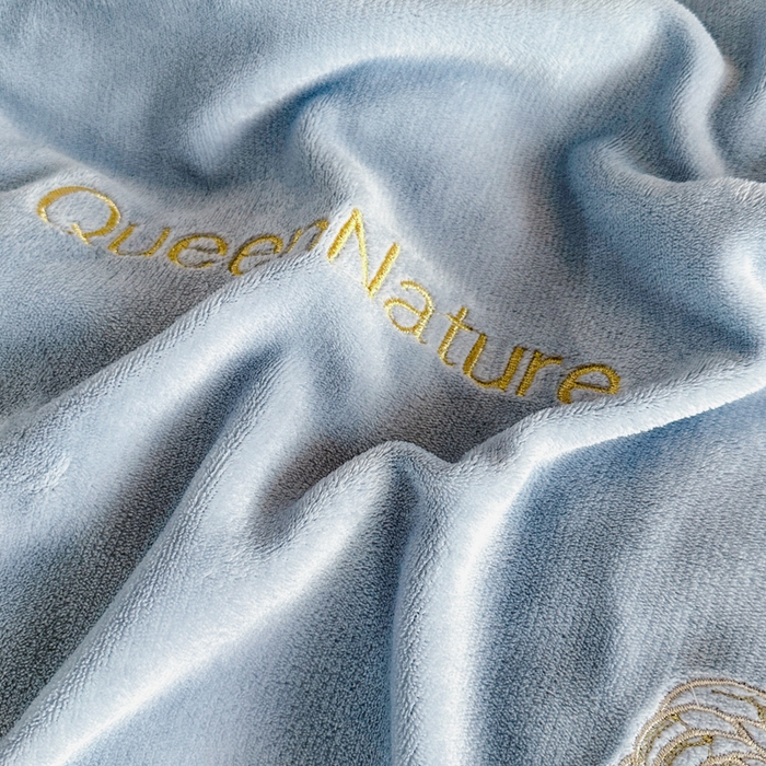 91家纺网 家纺一手货源 找家纺 七七家纺 2025新款刺绣款牛奶绒四件套-织梦系列 织梦-天蓝