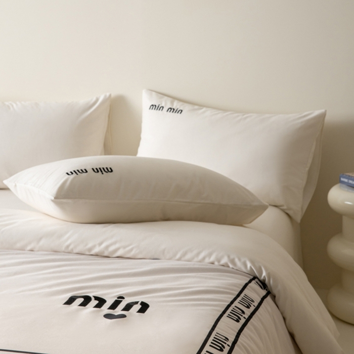 91家纺网 家纺一手货源 找家纺 小叮当家纺仓储工厂店 2025新款提供买家秀爆款花型不断货全棉纯棉磨毛四件套大版定位印加绣 偏爱