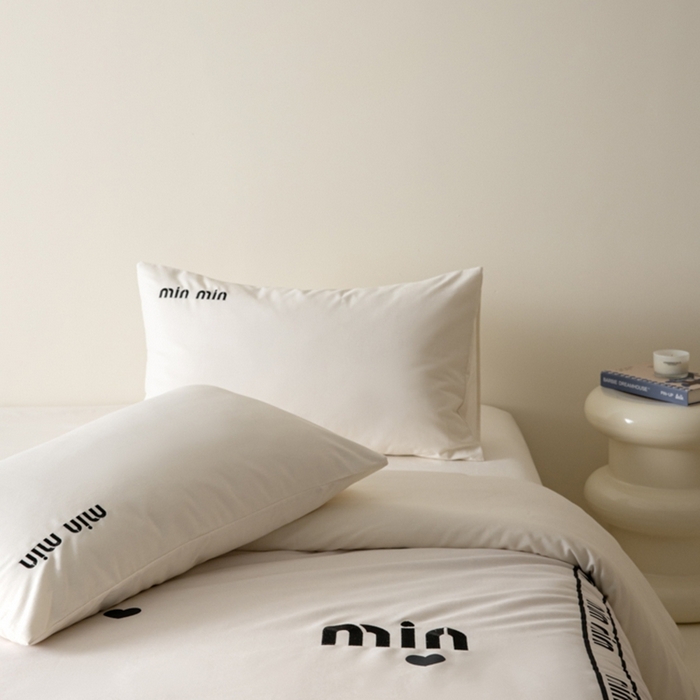 91家纺网 家纺一手货源 找家纺 小叮当家纺仓储工厂店 2025新款提供买家秀爆款花型不断货全棉纯棉磨毛四件套大版定位印加绣 偏爱