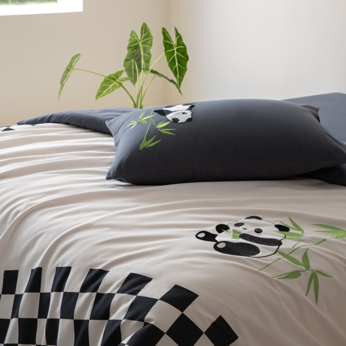 91家纺网 家纺一手货源 找家纺 小叮当家纺仓储工厂店 2025新款提供买家秀爆款花型不断货全棉纯棉磨毛四件套大版定位印加绣 害羞团子