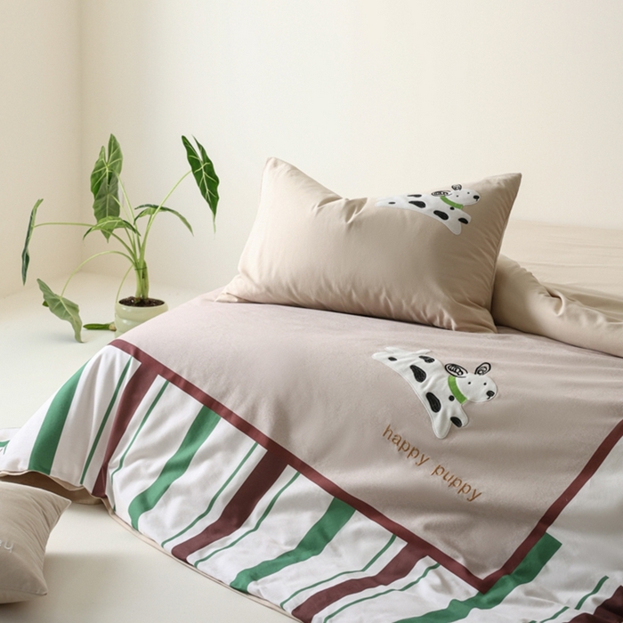 91家纺网 家纺一手货源 找家纺 小叮当家纺仓储工厂店 2025新款提供买家秀爆款花型不断货全棉纯棉磨毛四件套大版定位印加绣 狗狗骑士