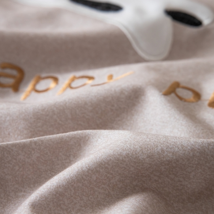 91家纺网 家纺一手货源 找家纺 小叮当家纺仓储工厂店 2025新款提供买家秀爆款花型不断货全棉纯棉磨毛四件套大版定位印加绣 狗狗骑士