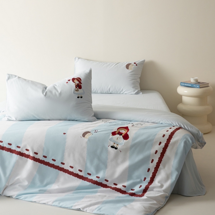 91家纺网 家纺一手货源 找家纺 小叮当家纺仓储工厂店 2025新款提供买家秀爆款花型不断货全棉纯棉磨毛四件套大版定位印加绣 小红帽