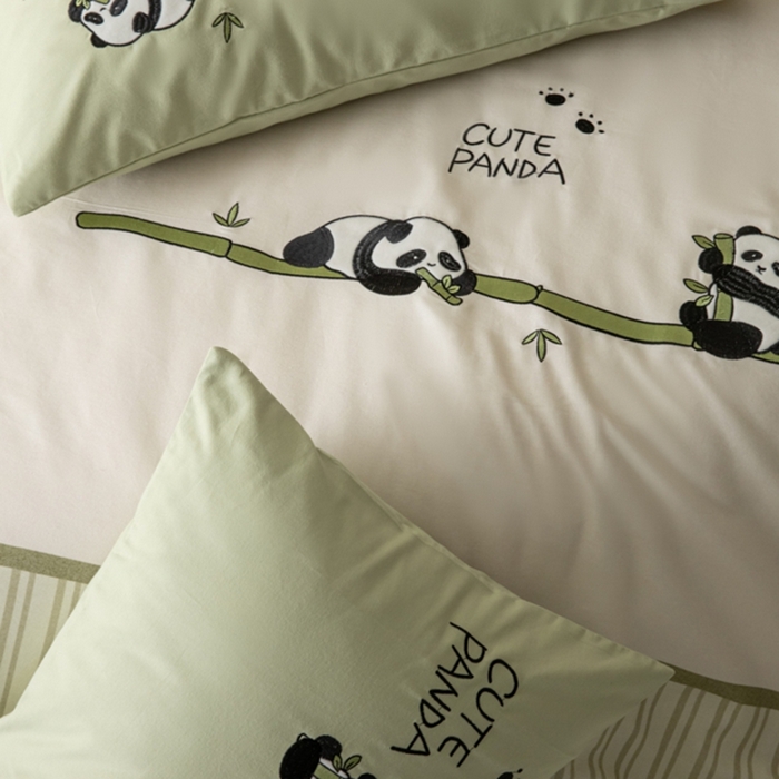 91家纺网 家纺一手货源 找家纺 小叮当家纺仓储工厂店 2025新款提供买家秀爆款花型不断货全棉纯棉磨毛四件套大版定位印加绣 熊猫抱竹