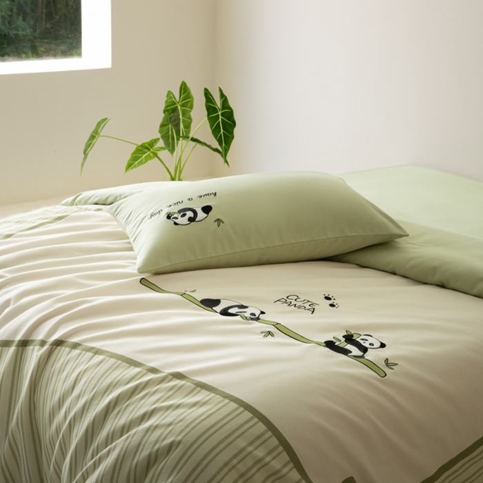 91家纺网 家纺一手货源 找家纺 小叮当家纺仓储工厂店 2025新款提供买家秀爆款花型不断货全棉纯棉磨毛四件套大版定位印加绣 熊猫抱竹