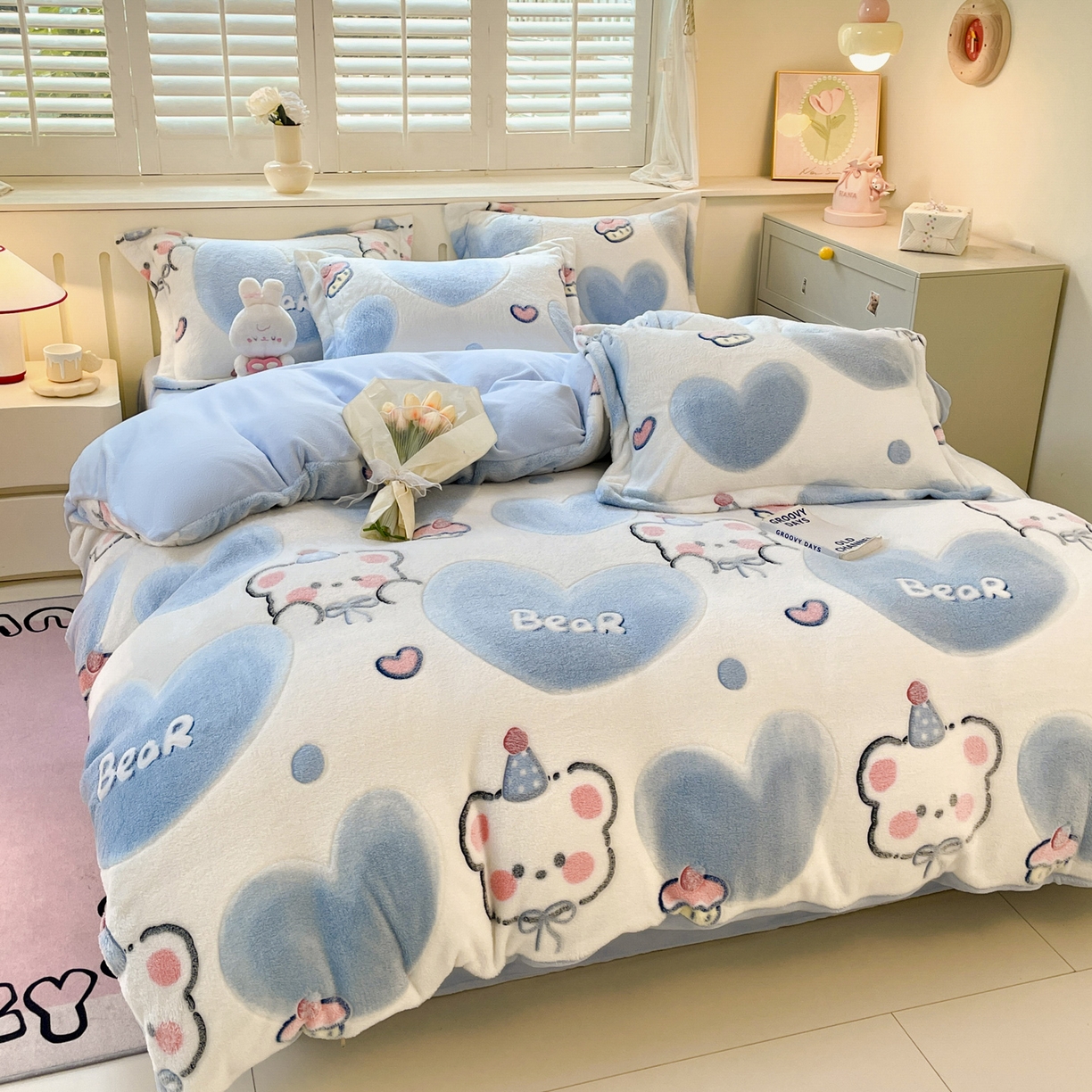 91家纺网 家纺一手货源 找家纺 沐慕 2025新款A类200g加厚雪花绒180g牛奶绒四件套 爱心小熊