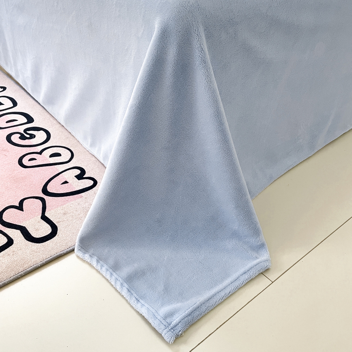 91家纺网 家纺一手货源 找家纺 沐慕 2025新款A类200g加厚雪花绒180g牛奶绒四件套 爱心小熊