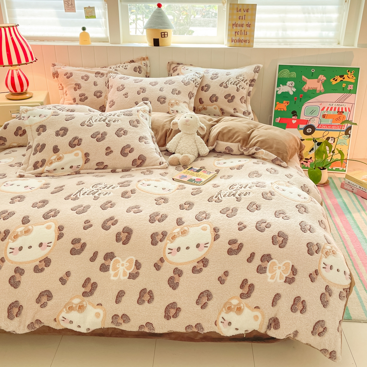 91家纺网 家纺一手货源 找家纺 沐慕 2025新款A类200g加厚雪花绒180g牛奶绒四件套 豹纹猫咪