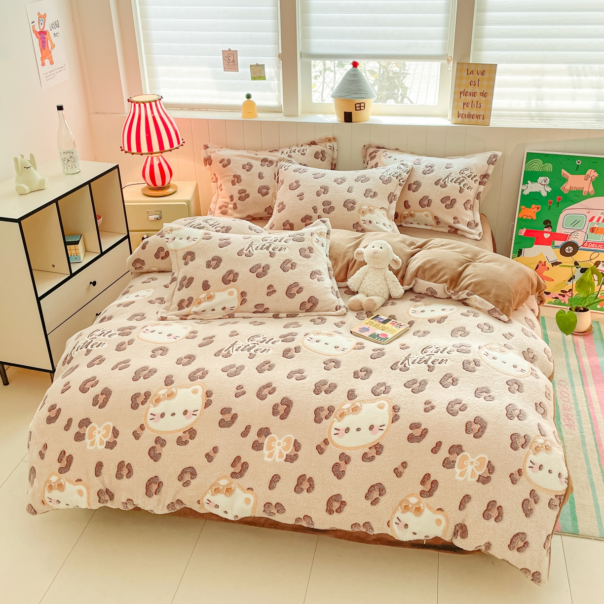 91家纺网 家纺一手货源 找家纺 沐慕 2025新款A类200g加厚雪花绒180g牛奶绒四件套 豹纹猫咪