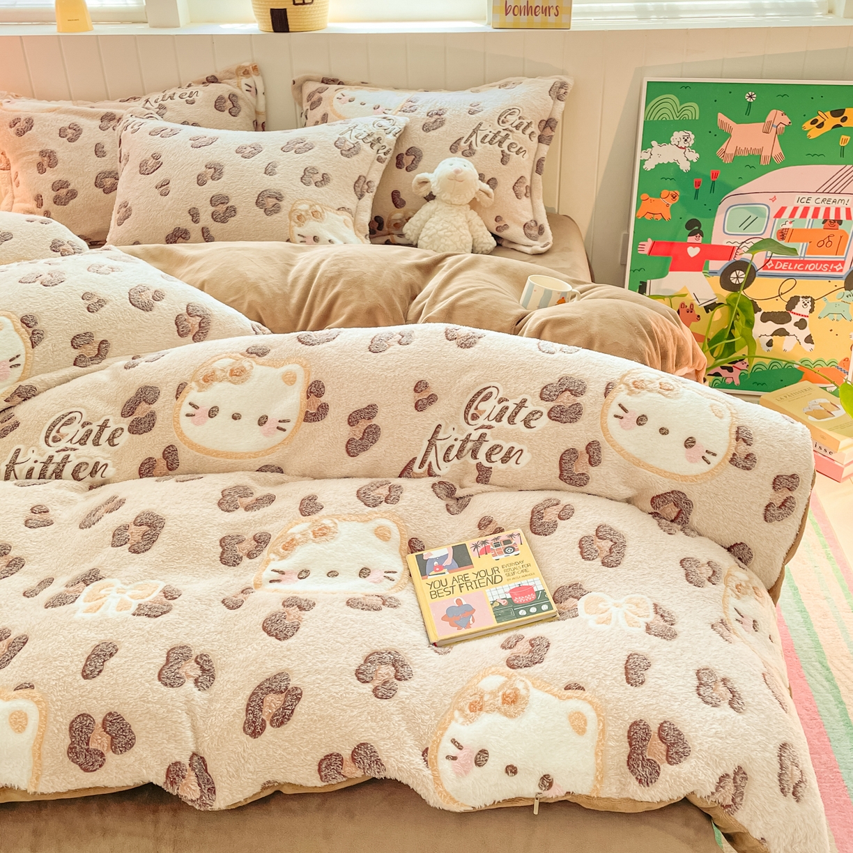 91家纺网 家纺一手货源 找家纺 沐慕 2025新款A类200g加厚雪花绒180g牛奶绒四件套 豹纹猫咪