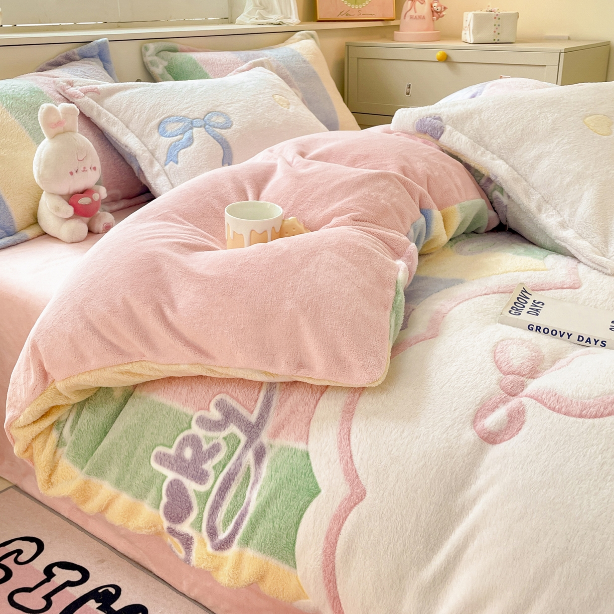 91家纺网 家纺一手货源 找家纺 沐慕 2025新款A类200g加厚雪花绒180g牛奶绒四件套 彩虹