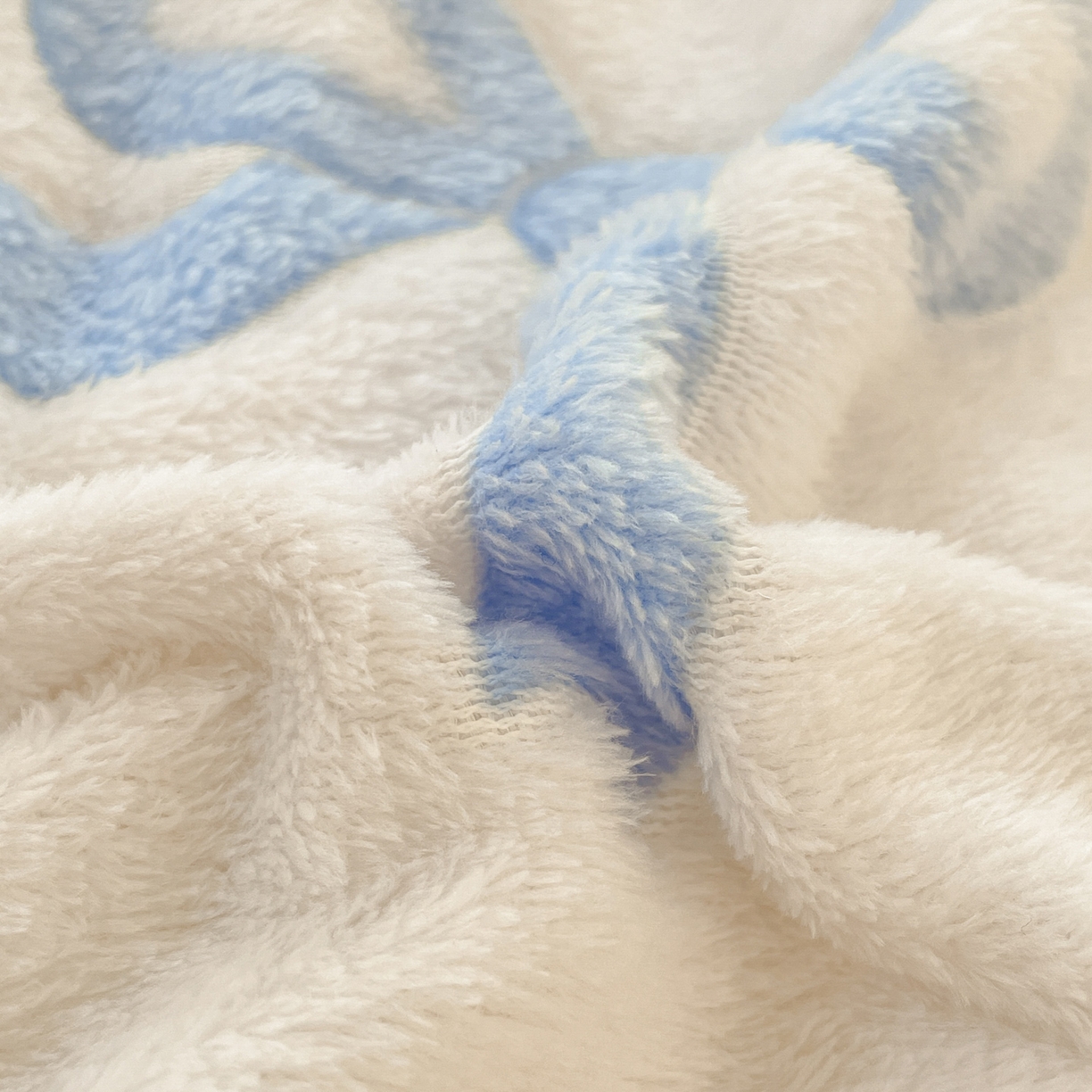 91家纺网 家纺一手货源 找家纺 沐慕 2025新款A类200g加厚雪花绒180g牛奶绒四件套 彩虹