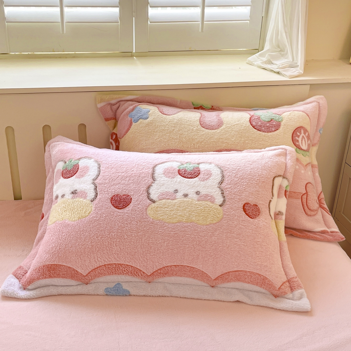 91家纺网 家纺一手货源 找家纺 沐慕 2025新款A类200g加厚雪花绒180g牛奶绒四件套 蛋糕兔