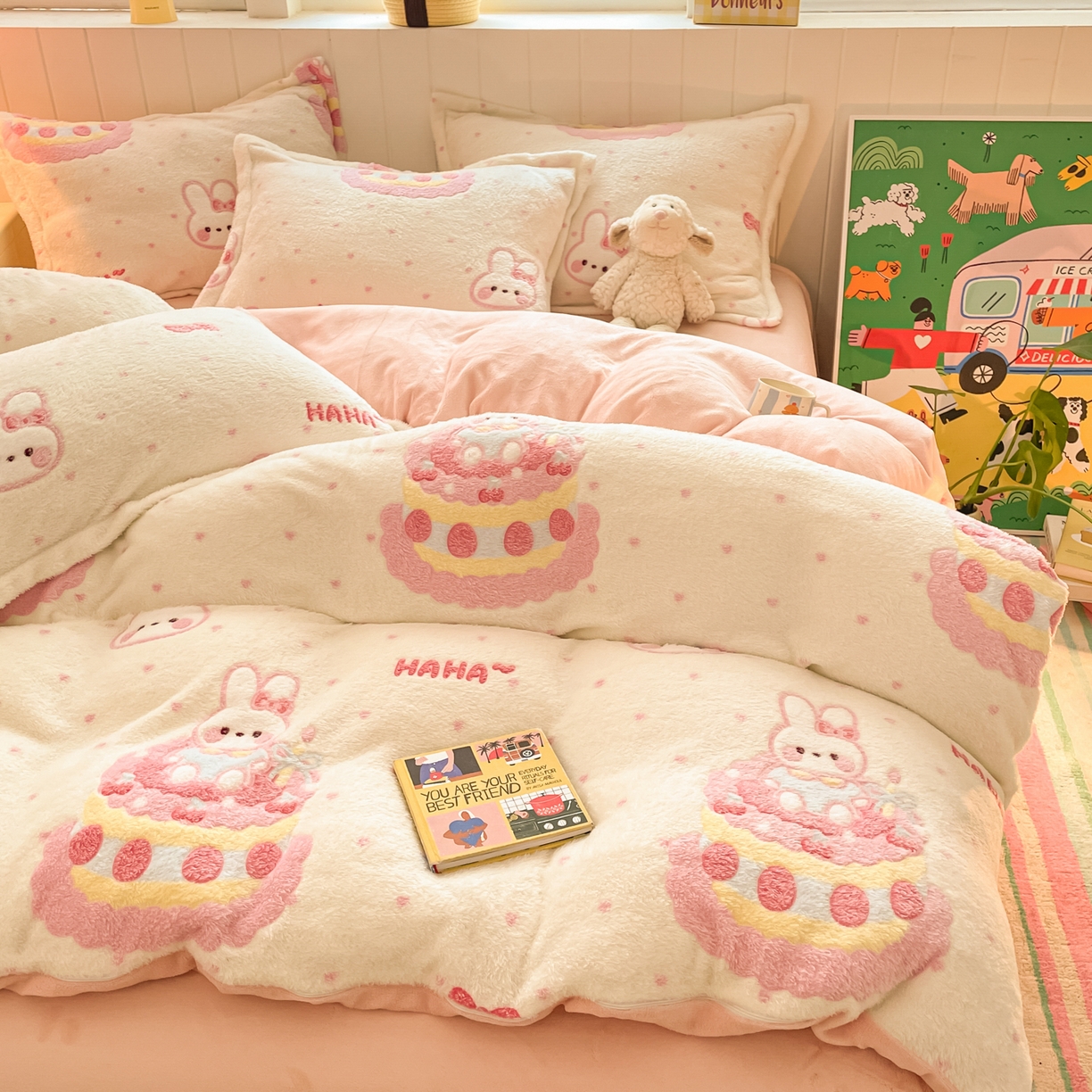 91家纺网 家纺一手货源 找家纺 沐慕 2025新款A类200g加厚雪花绒180g牛奶绒四件套 蛋糕小兔